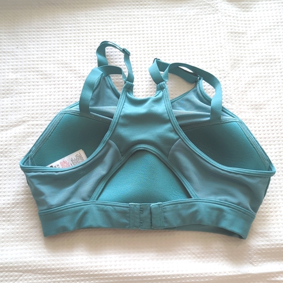 Gymshark Running Bra - Picture 2 of 2